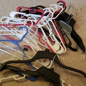 Closet cleanout 🤷‍♀️